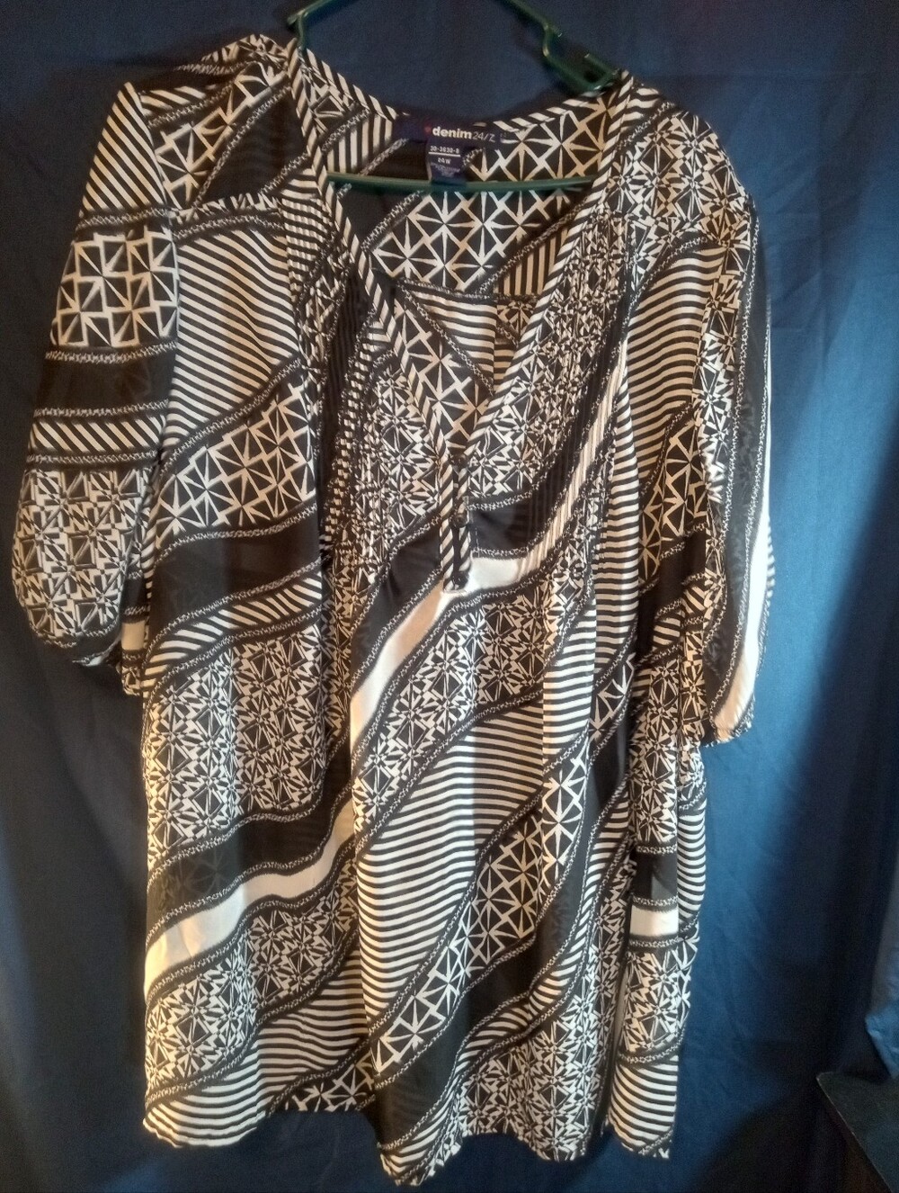 Denim 24/7 Black & White Geometric Boho Peasant Tunic